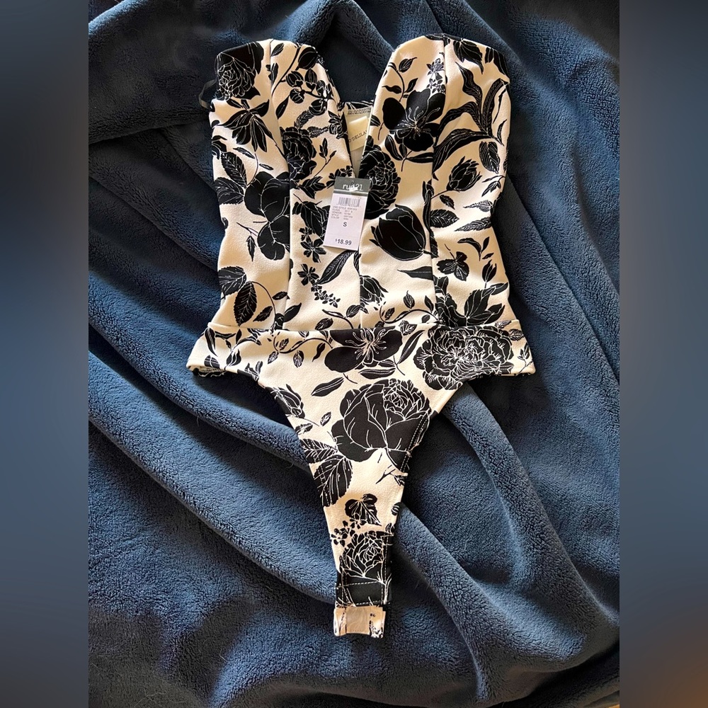 Strapless bodysuit